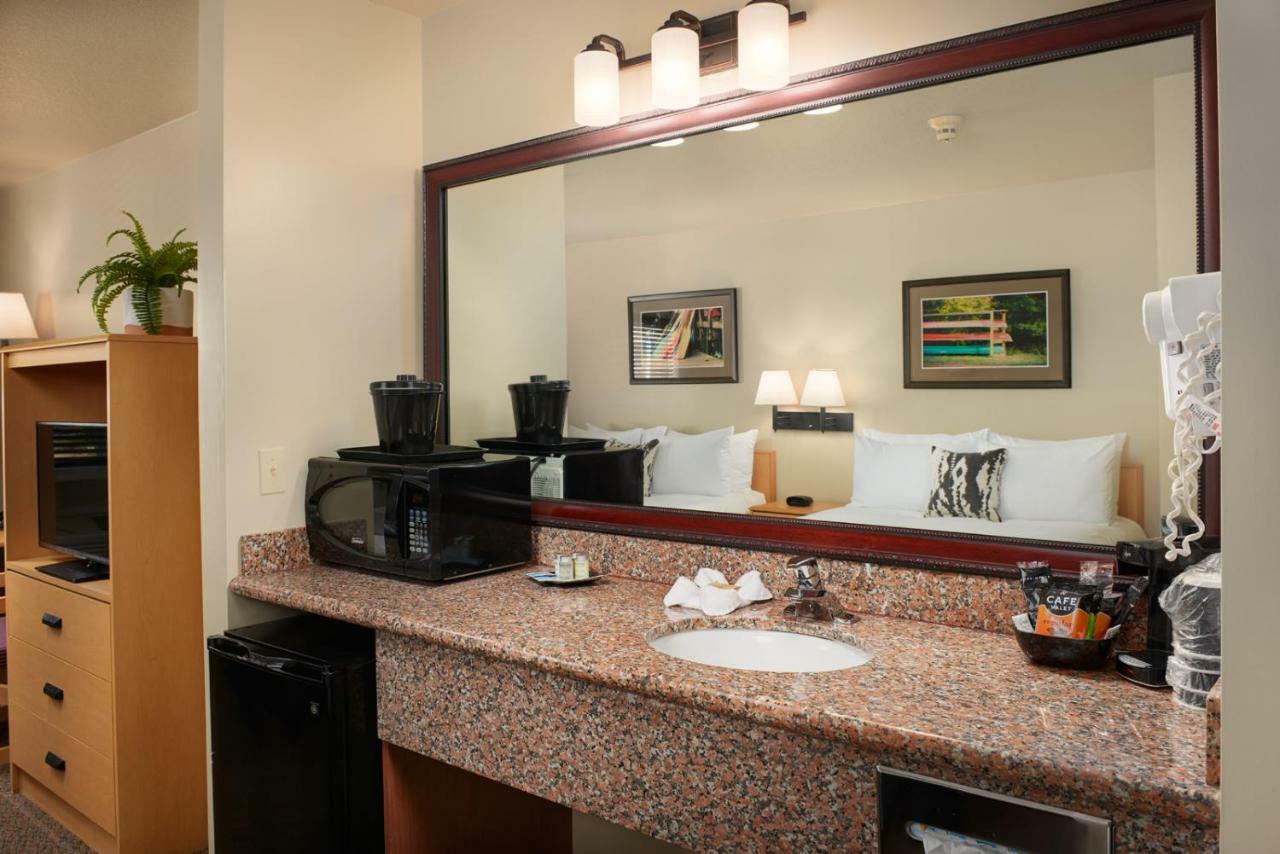 The Hotel Garibaldi Luaran gambar